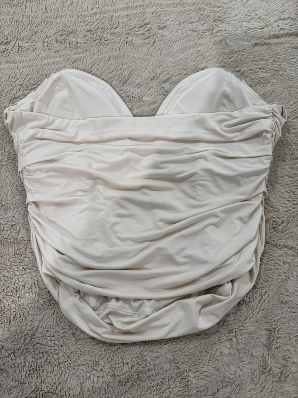 EXPRESS Body contour collection STRAPLESS Ruched Light Gray - Picture 2 of 2